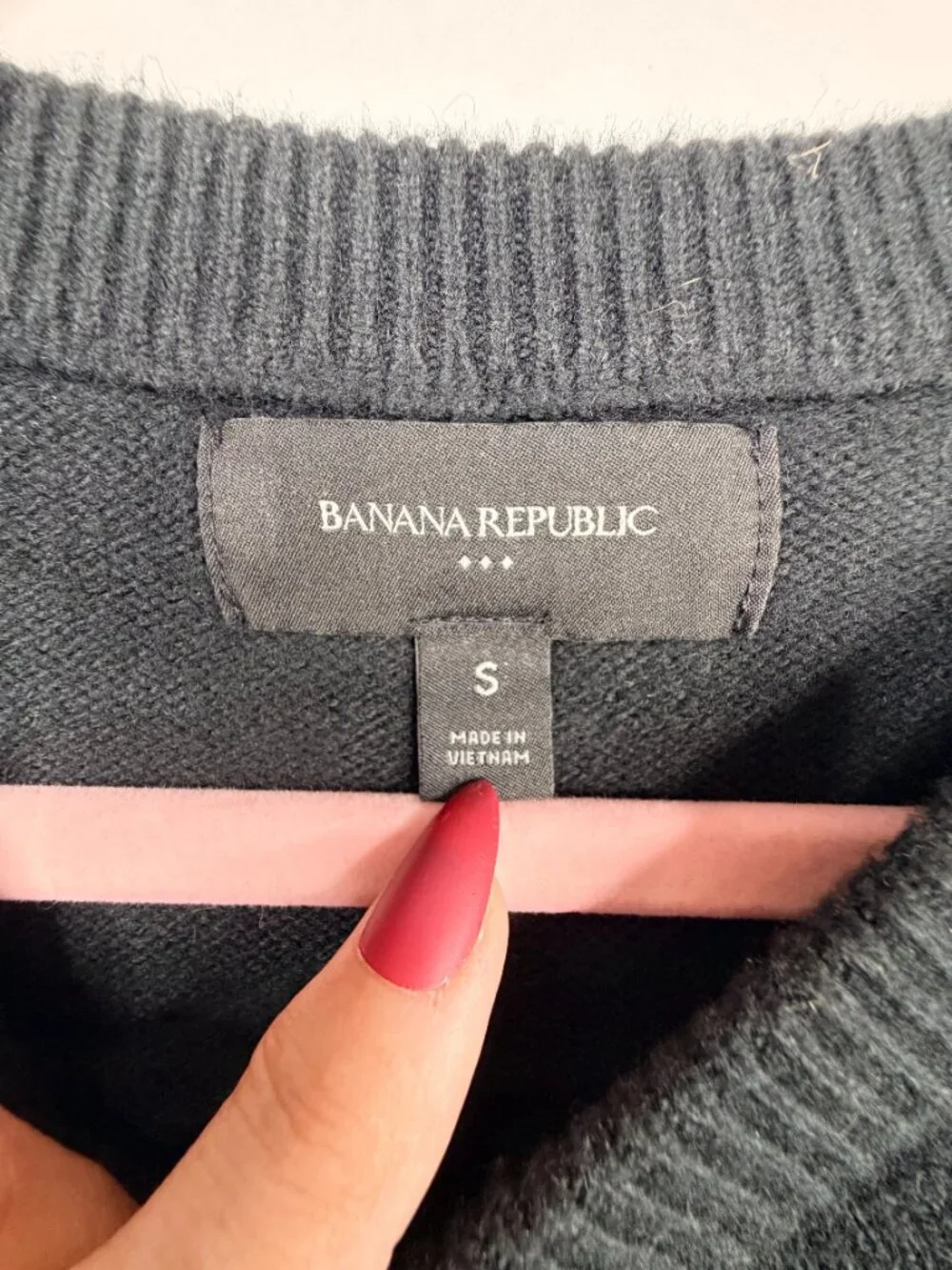 Banana Republic Perfectly Soft Crew-Neck Sweater Black Small #A3247